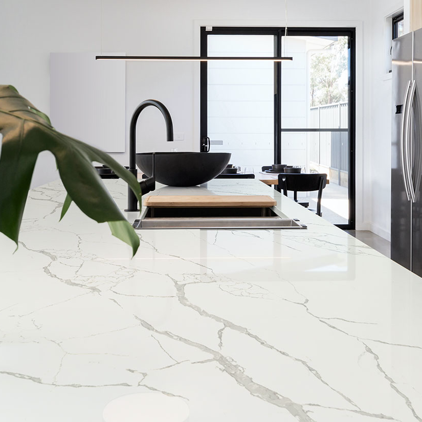 Quartz - Calacatta Laza