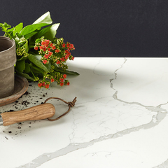Quartz - Calacatta Laza